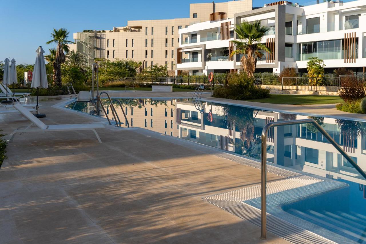 Miradores Del Sol Apartment 埃斯特波纳 外观 照片